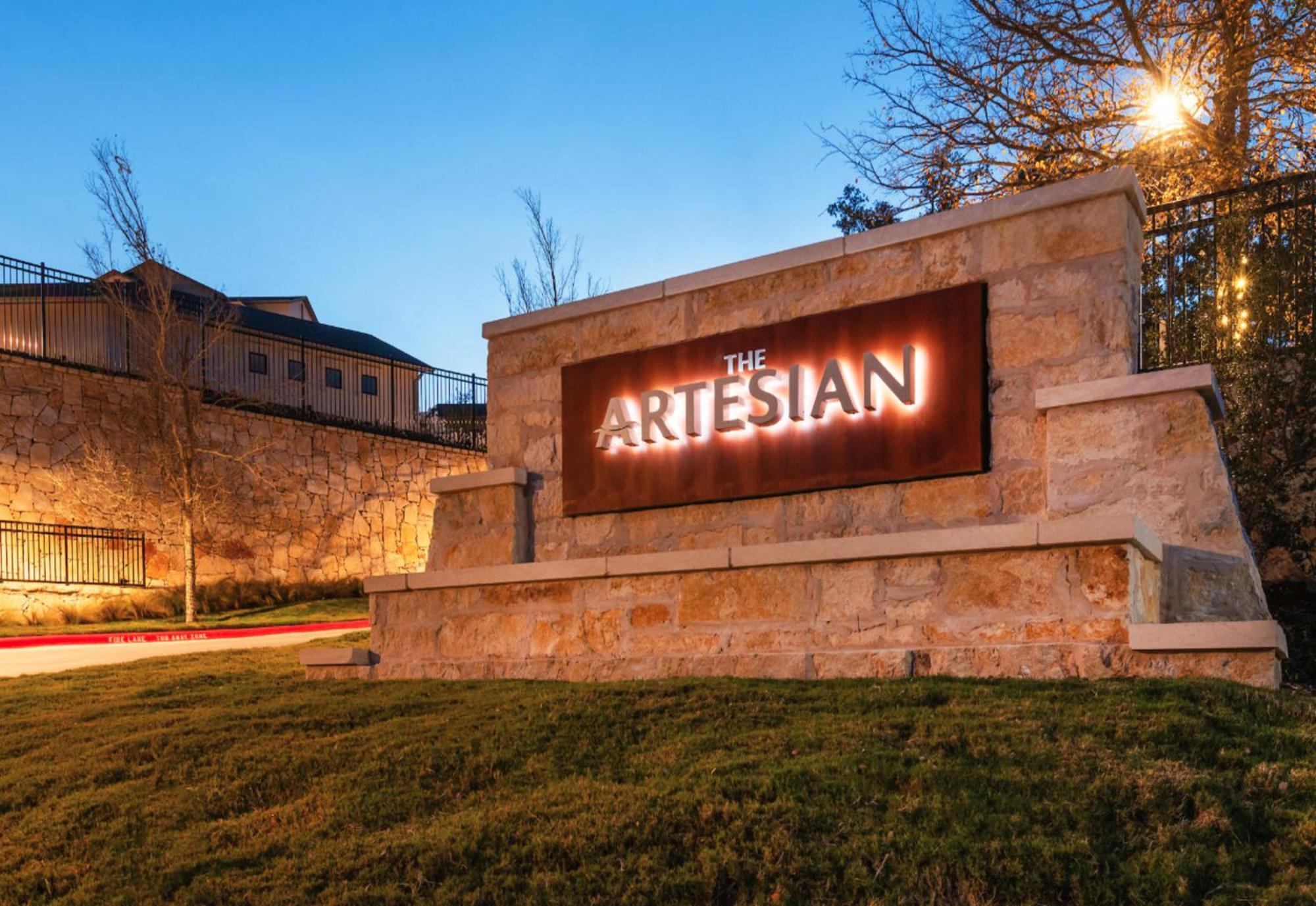 The Artesian Apartments By Barsala The Hills Buitenkant foto